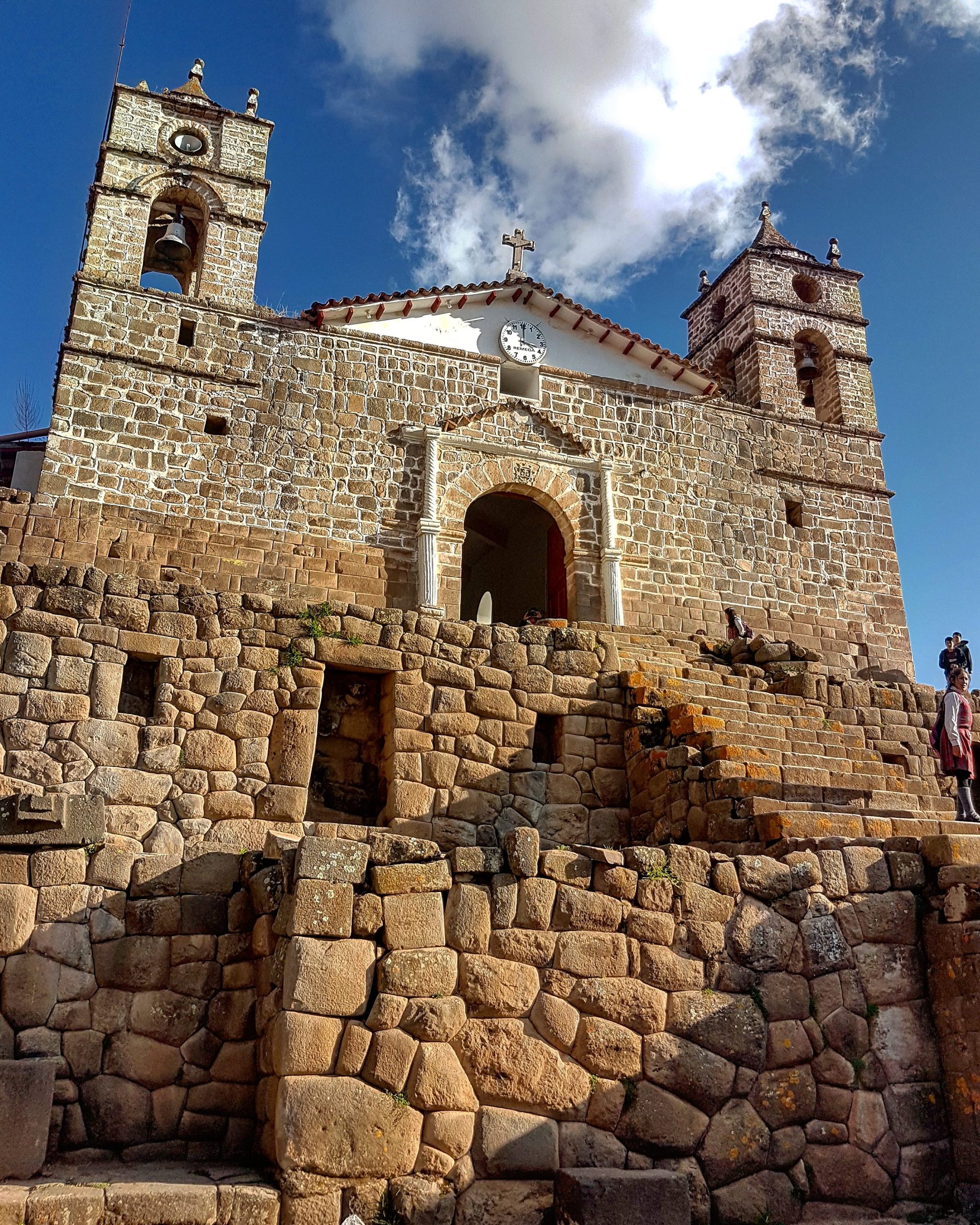 iglesia de vilcashuaman scaled